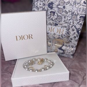 Dior Beauty GWP Gold and Silver Pearl Bracelet